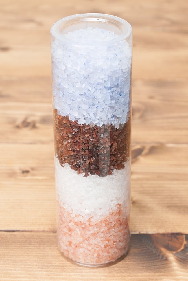 ホワイトクリスタル岩塩【ミル（粗目）500g】 4 - ブルーやピンク等色々揃えてみるのも楽しいですね