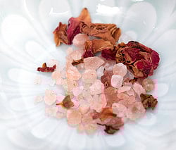 【食用】香り高い薔薇の花びら入り ヒマラヤピンクソルト + ソルトグラインダー - サブ3