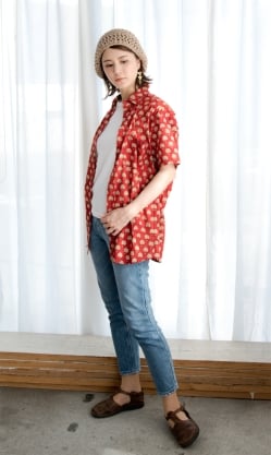 ウッドブロックと藍染の半袖コットンシャツ - サブ5