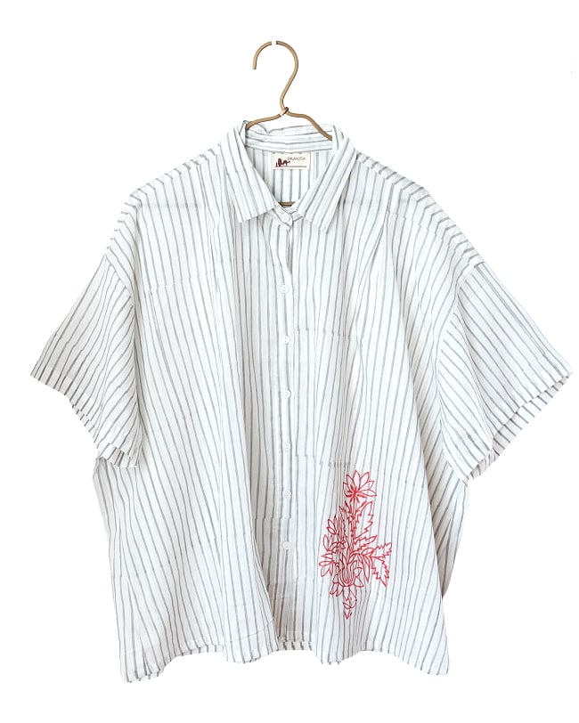 伝統職人が描く、ウッドブロック・ストライプシャツの選択用写真