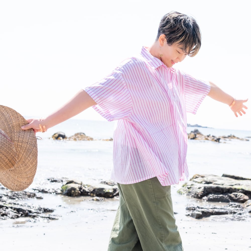 伝統職人が描く、ウッドブロック・ストライプシャツ2枚目の説明写真です