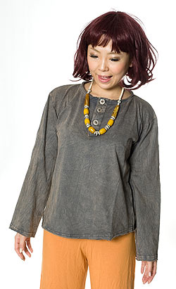 ストーンウォッシュのボタン付Tシャツ - サブ4