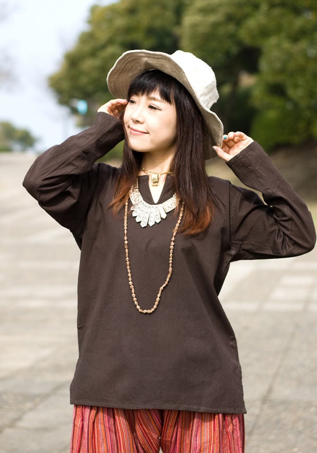 シンプルプレーンのコットンクルタ 4 - 身長150cmの女性スタッフが着てみました。