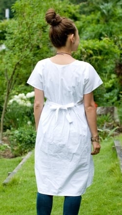 カラフル刺繍の白クルティ - サブ4