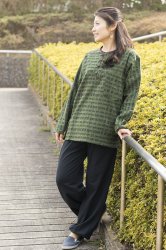 クリシュナマントラのボタンクルタ - グリーンの商品写真