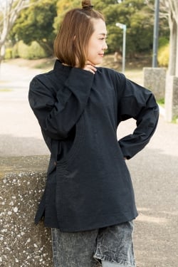 シンプルコットンのアシンメトリークルタ - サブ3