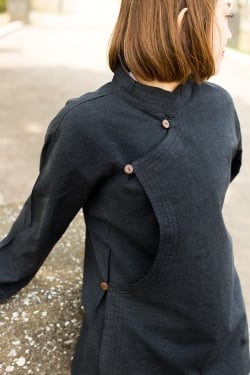 シンプルコットンのアシンメトリークルタ - サブ4