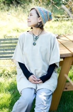 ゆったり着れるシンプルプルオーバー - サブ4