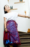 サリー生地サテン巻きスカート - 青系アソートの商品写真