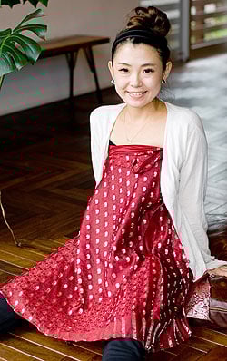 光沢布の刺繍巻きスカート - サブ5