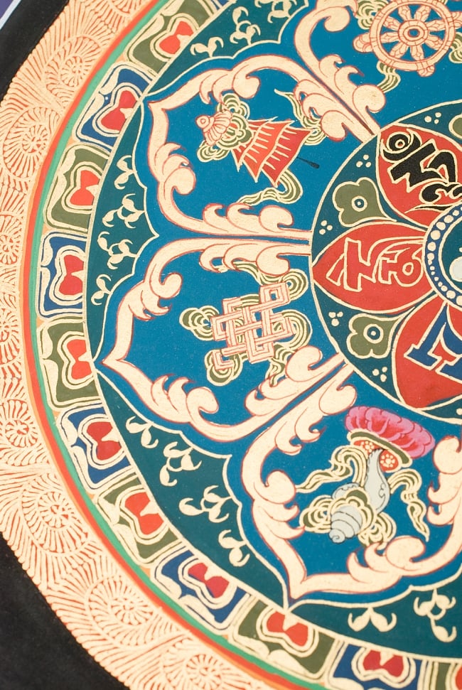 タンカ-　七吉祥とオンマニペメフムのマンダラ(青)　縦横35x35 5 - 別アングルです