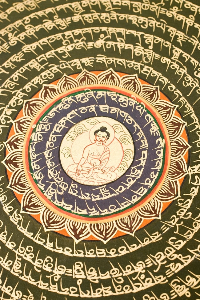 タンカ -釈迦牟尼仏マンダラ　縦横35x35 3 - 別アングルです