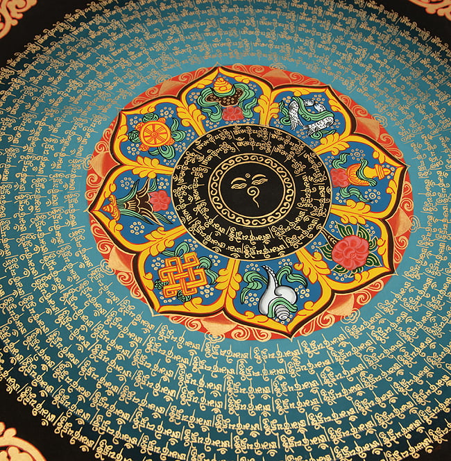 〔一点物〕タンカ - ブッダアイと吉兆図 種子マンダラ[54cm x 54cm] 2 - 別アングルです