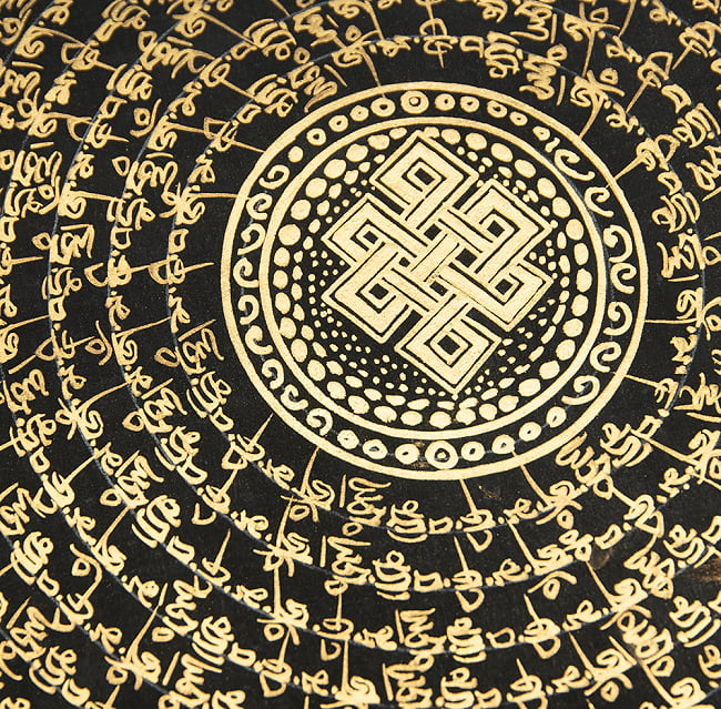 〔一点物〕タンカ - 種子マンダラ[38cm x 37.5cm] 3 - 別アングルです