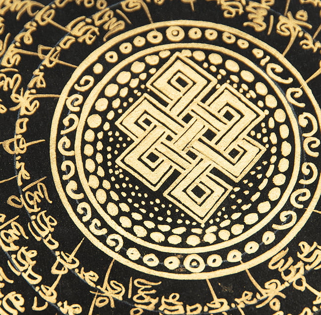 〔一点物〕タンカ - 種子マンダラ[38cm x 37.5cm] 4 - 別アングルです