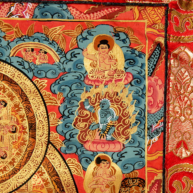 〔一点物〕装丁付肉筆仏画（タンカ） - 三仏陀曼荼羅 6 - 細部を見てみました。