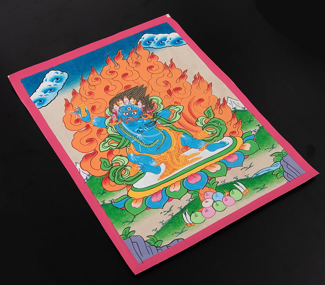 〔一点物〕タンカ - 金剛手菩薩 ヴァジュラ・パニ[40cm x 31cm] 3 - 雰囲気や厚みがわかるように、斜めから撮影しました
