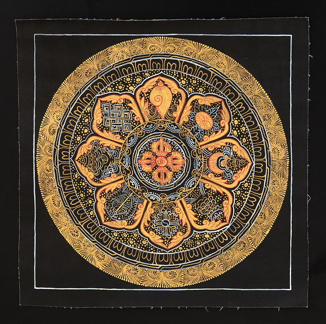 〔一点物〕タンカ -  八吉祥曼荼羅　アシュタマンガラ Ashtamangala[26cm x 26cm] 2 - 縁の部分の状態や、全体の雰囲気がわかるように撮影しました