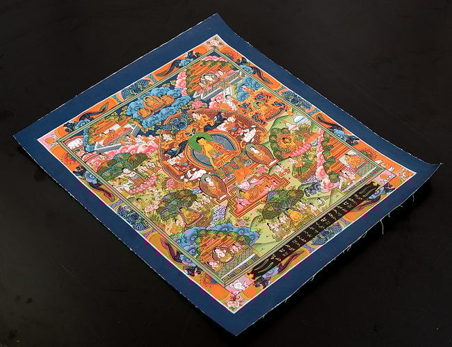 〔一点物〕タンカ - 釈迦牟尼仏曼荼羅[31cm x 35cm] 3 - 縁の部分の状態や、全体の雰囲気がわかるように斜めから撮影しました