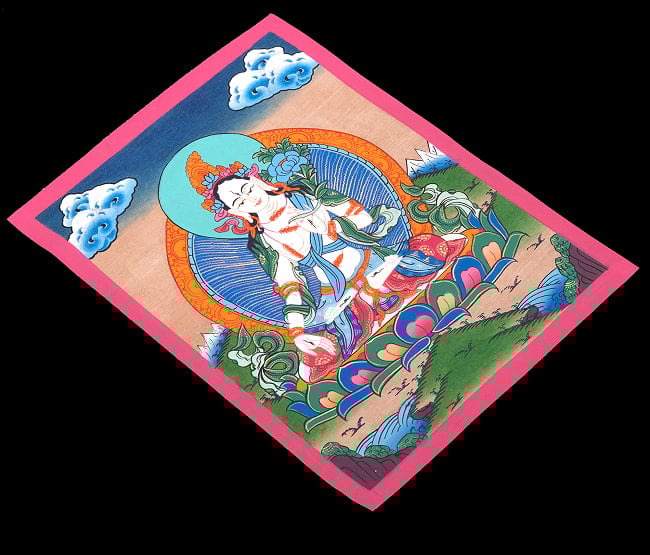 〔習作〕タンカ - ホワイトターラ[40cm x 30cm] 3 - 雰囲気や厚みがわかるように、斜めから撮影しました