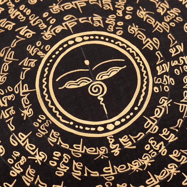 〔一点物〕タンカ - ブッダアイ種子曼荼羅[56cm x 56cm] 6 - 一部分をアップにしてみました