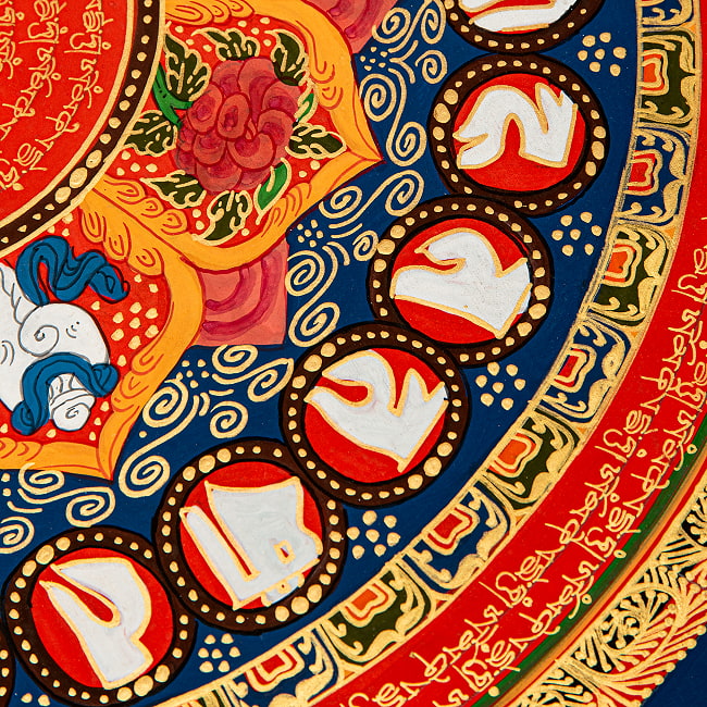 〔一点物〕タンカ - オーンと八吉祥 六字真言マントラ曼荼羅 54×54cm 8 - 細部を見てみました。