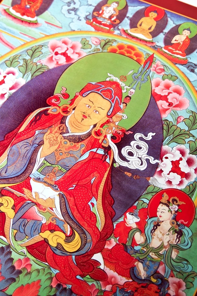 タンカのポスター　Guru Rimpoche（チベット仏教開祖） 2 - 一部分を拡大してみました。