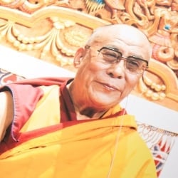 ダライ・ラマのポスター　法話をするダライ・ラマ - サブ2