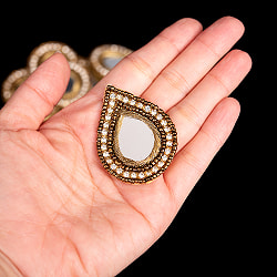 【5個入】インドのビジューミラー刺繍　デコパーツ　大　ゴールドティアドロップ - サブ5