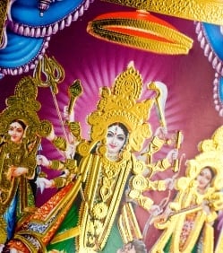 金の神様ポストカード-ドゥルガーと退治されるマヒシャ - サブ2