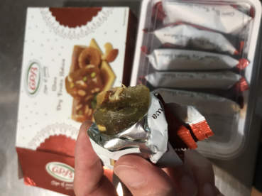 くるしゅうないの評価写真