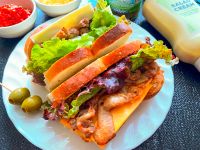 台湾風ポークソテーサンドイッチ