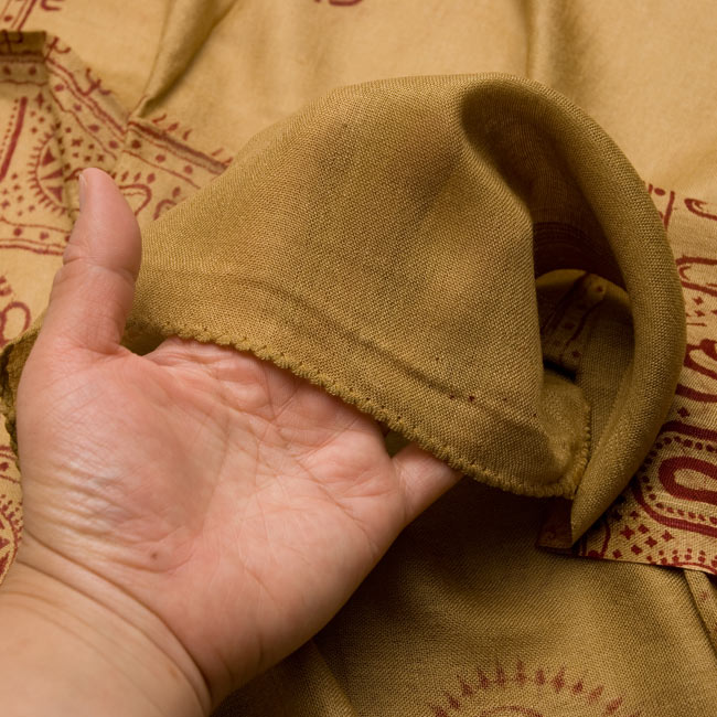 (190cm×100cm)カーリーとシヴァ神 - カーキ 6 - 手に持ってみました。