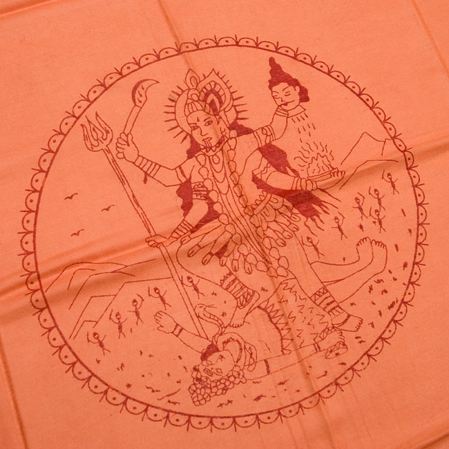 (190cm×100cm)カーリーとシヴァ神 - オレンジ 2 - 柄の拡大写真です