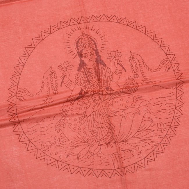 (190cmx100cm)蓮の花とラクシュミ - れんが 2 - 柄の拡大写真です