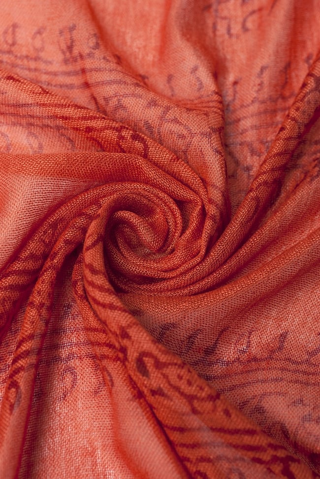 (約180cm×40cm)インド薄ラムナミ(ロング） - サーモンオレンジの写真1枚目です。柔らかい質感はとても気持ち良いです。ラムナミ,神様布,スカーフ,インド　布,おみやげ