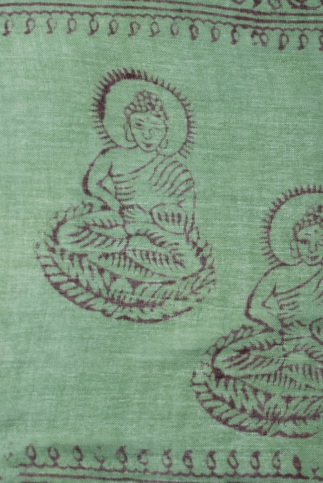 (約180cm×40cm)インド薄ラムナミ(ロング） - 緑 3 - 神様柄の様子です。オーンであったりガネーシャであったり様々ですので、アソートでのお届けと鳴ります。