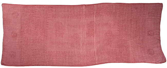 (65cm×170cm)インド ヒンドゥー教の薄ラムナミスカーフ - バーガンディー 3 - 広げたところです。真ん中の神様柄はアソートでのお届けとなります。