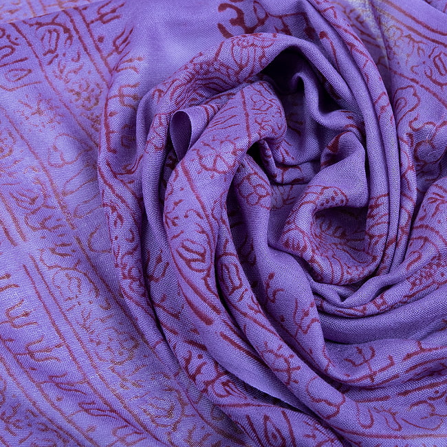 (65cm×170cm)インド ヒンドゥー教の薄ラムナミスカーフ - 紫 7 - 拡大してみました。
