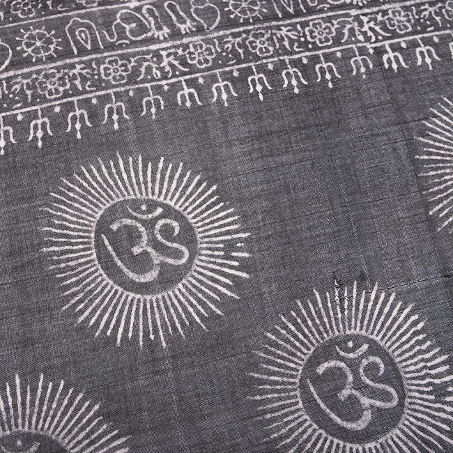 (65cm×170cm)インド ヒンドゥー教の薄ラムナミスカーフ - 黒 4 - 中央部分です。