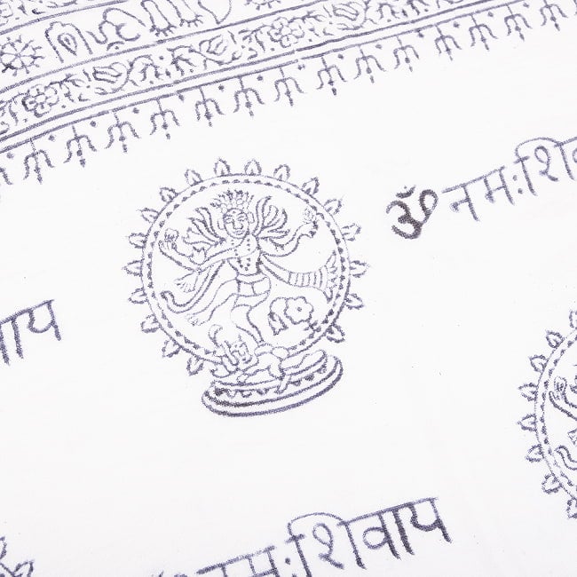 (65cm×170cm)インド ヒンドゥー教の薄ラムナミスカーフ - 白×紺 4 - 中央部分です。