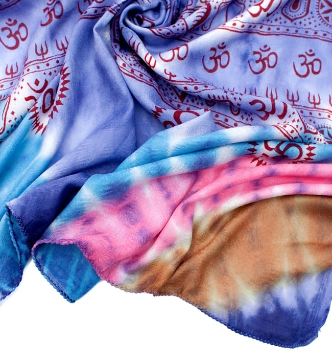 〔195cm*100cm〕ガネーシャ＆ヒンドゥー神様のタイダイサイケデリック布 - 紫×水色×ピンク×茶色系 5 - フチの写真です
