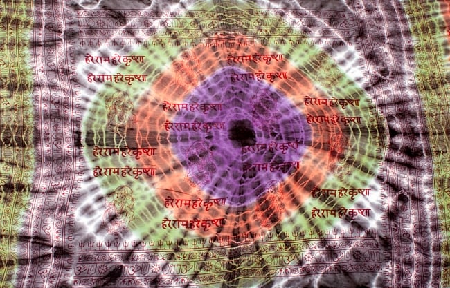 〔195cm*100cm〕ガネーシャ＆ヒンドゥー神様のタイダイサイケデリック布 - 黒×紫×オレンジ×緑系 9 - こちらは【選択：B】神様やオーン柄アソートの例になります。
