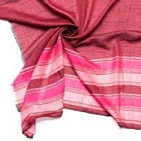 インドの伝統布　ボーダー柄のルンギー用布 〔幅97cm 1メートル切り売り〕レッドの商品写真