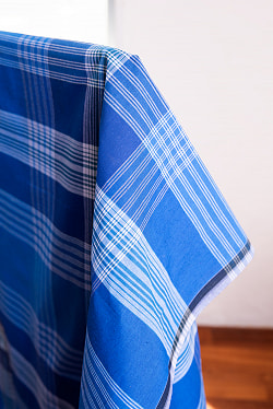  鮮やかなブルーが美しい マドラスチェックのルンギー【約120cm×約210cm】 - サブ5
