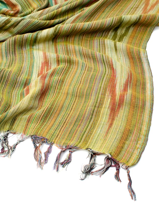 〔170cm×100cm〕ヘビーイカットルンギー - 黄緑系 6 - フリンジの写真です