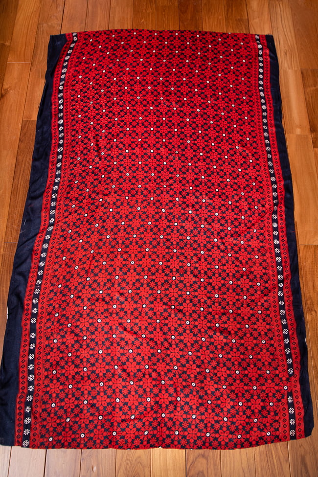 〔180cm*120cm〕インドの伝統柄 更紗模様プリント布 5 - 全体写真です。約120cm×約180cmのサイズになります。