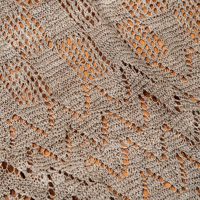 【1点もの】天然ネトルの手編みストール 約188cm x 53cm 5 - 細部を見てみました。