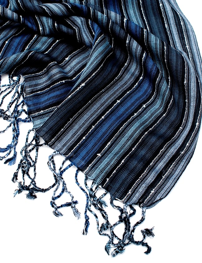 カラフルストライプスカーフ- - 水色×紺×黒系 6 - フチ部分の写真です