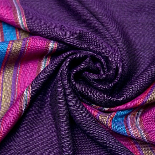カラフルストライプスカーフ- 紫 4 - 柔らかく気持ちの良い素材です